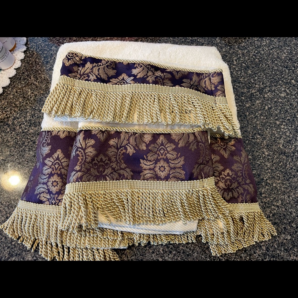 Croscill Plum Fringe Bathroom Towel Set